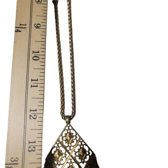 Stella & Dot Retired Makena Golden Tassel Pendant Rope‎ Necklace Fretwork - Picture 7 of 7